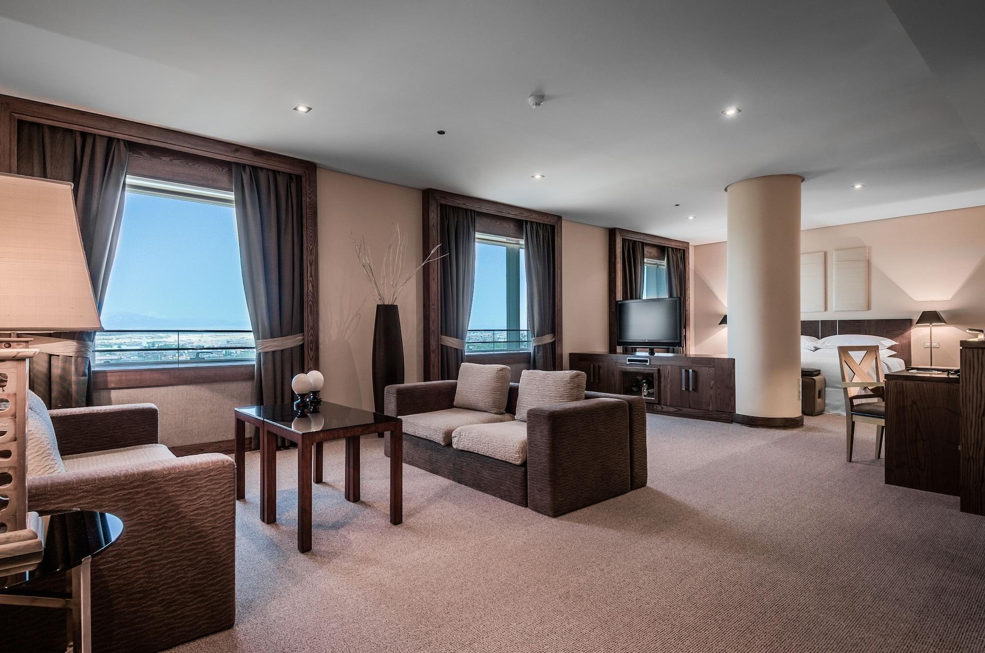Eurostars Suites Mirasierra Мадрид Экстерьер фото Suite