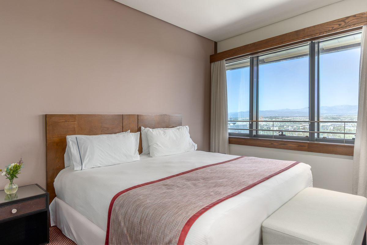 Eurostars Suites Mirasierra Мадрид Экстерьер фото Suite