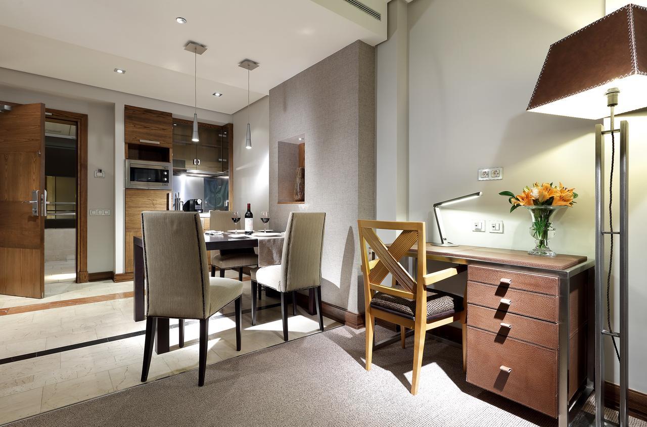 Eurostars Suites Mirasierra Мадрид Экстерьер фото A typical apartment at The Park